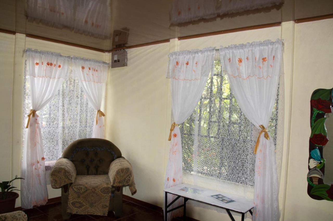 The Corner House Apartman Tortuguero Kültér fotó