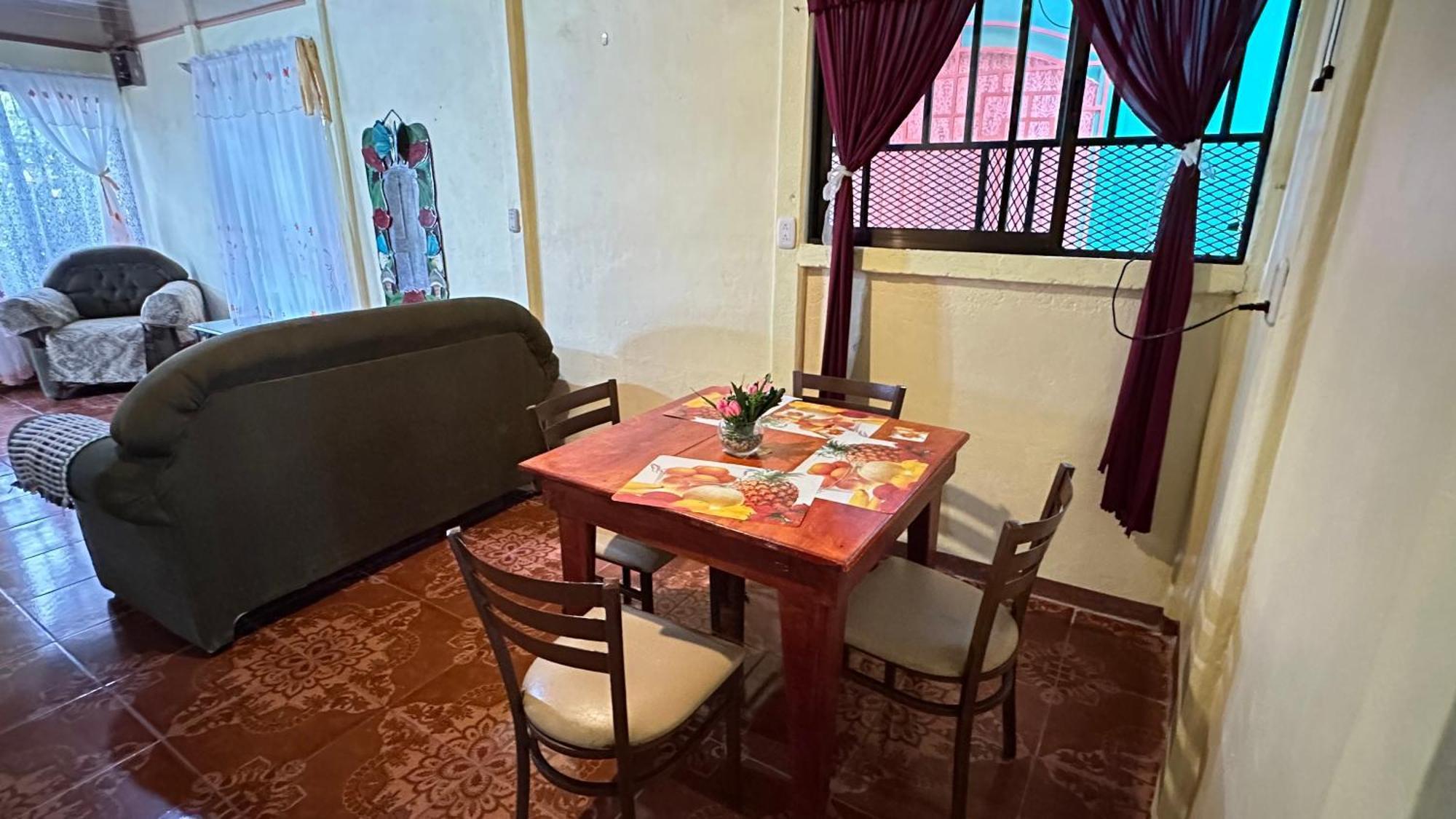 The Corner House Apartman Tortuguero Kültér fotó